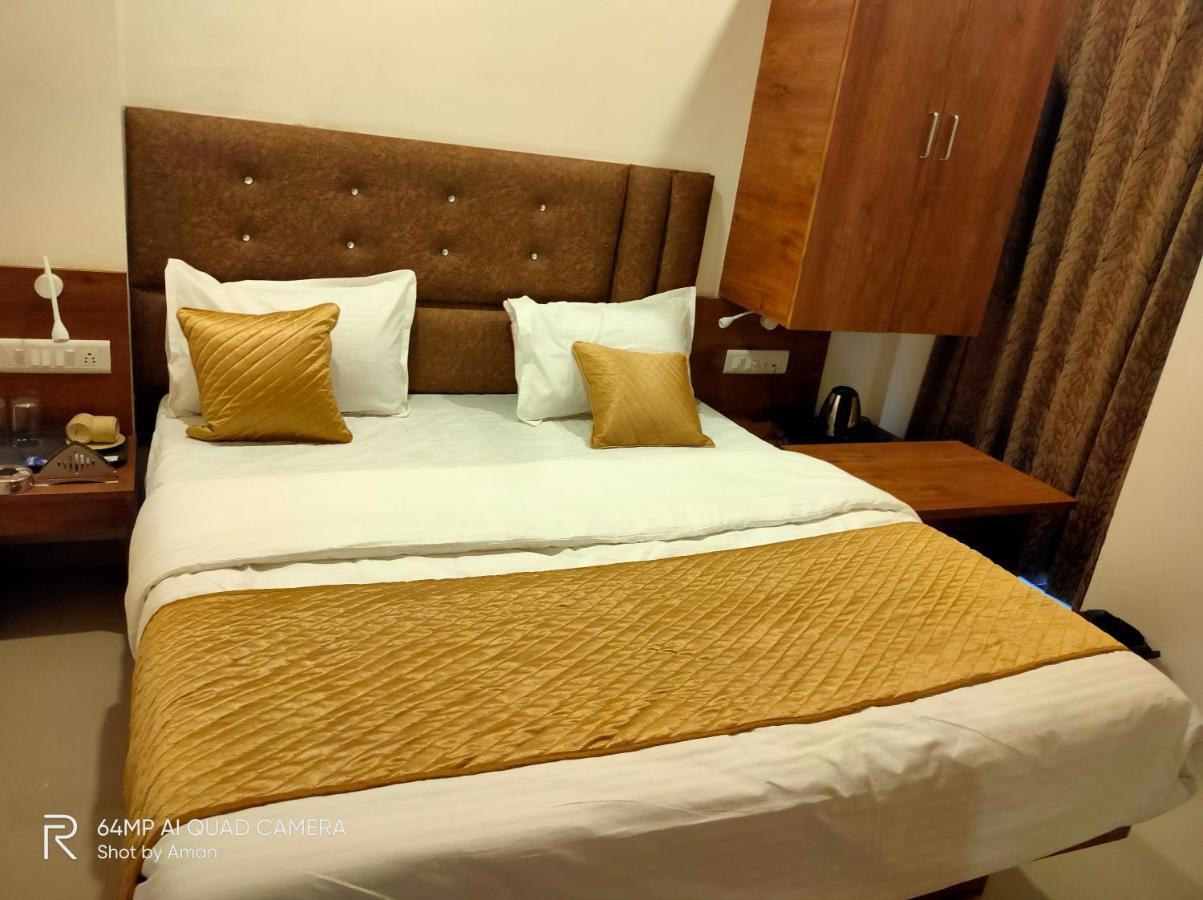 Hotel Sai Krupa Ahmedabad Exterior photo