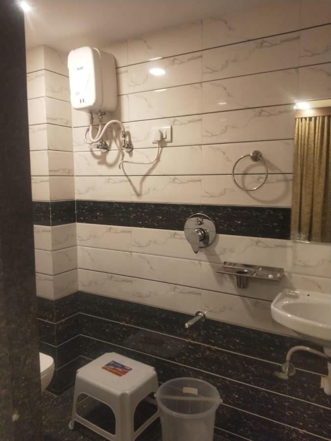 Hotel Sai Krupa Ahmedabad Exterior photo